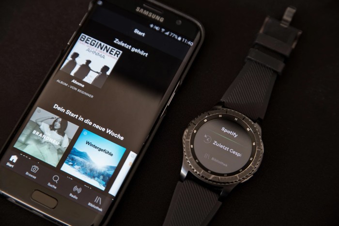 Spotify app available gear s3