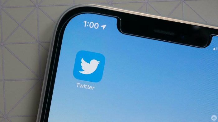 Twitter reportedly shelved standalone messaging app