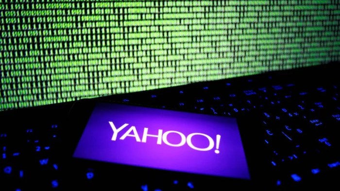 Germany urge yahoo switch emails